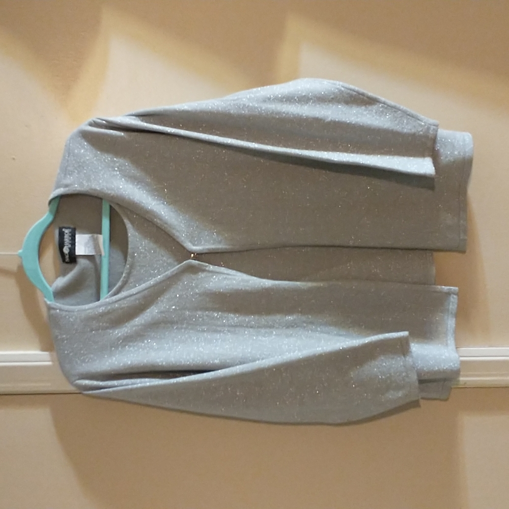 Women's sweater